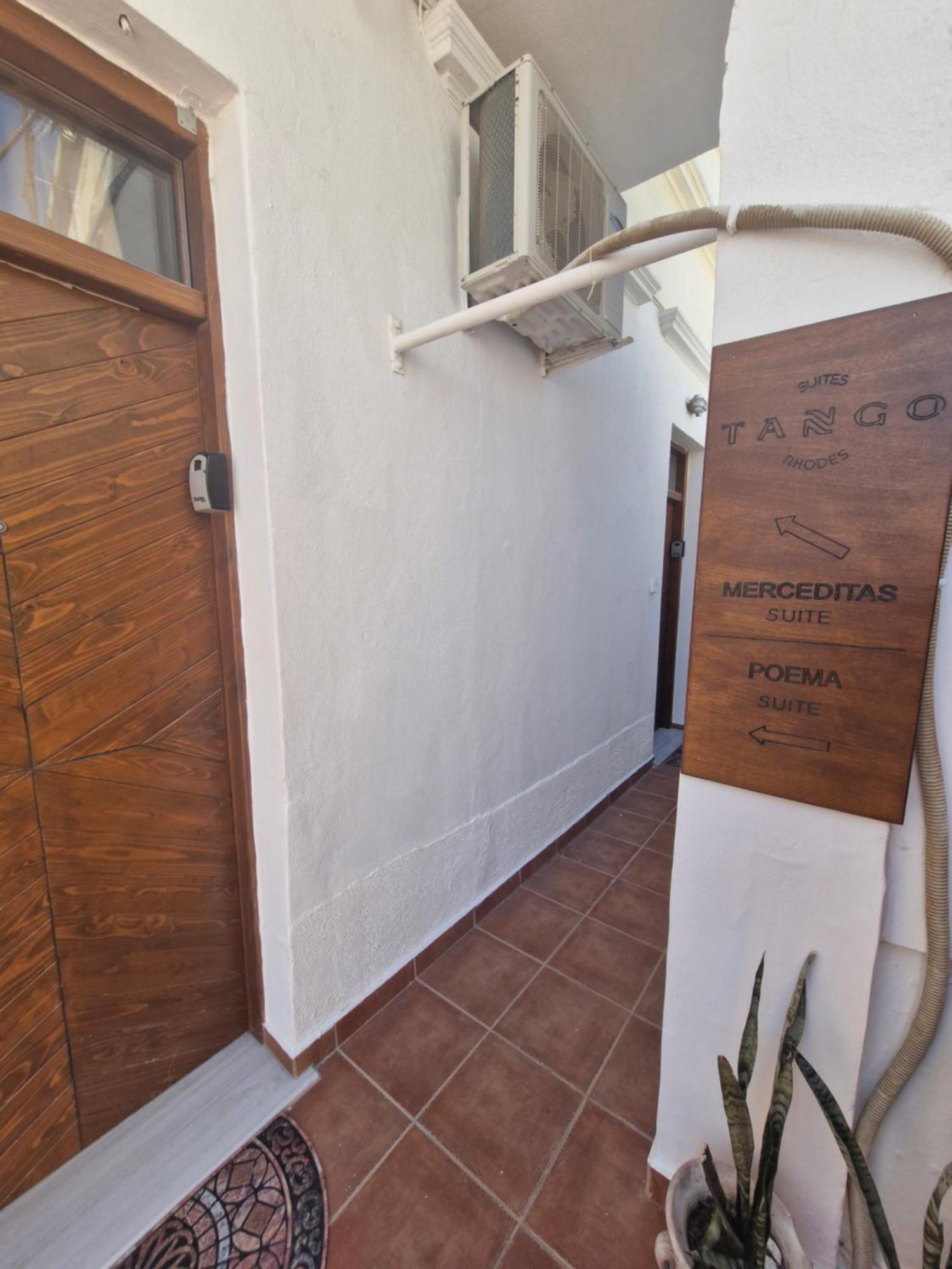 Tango Suites Rhodes City Esterno foto